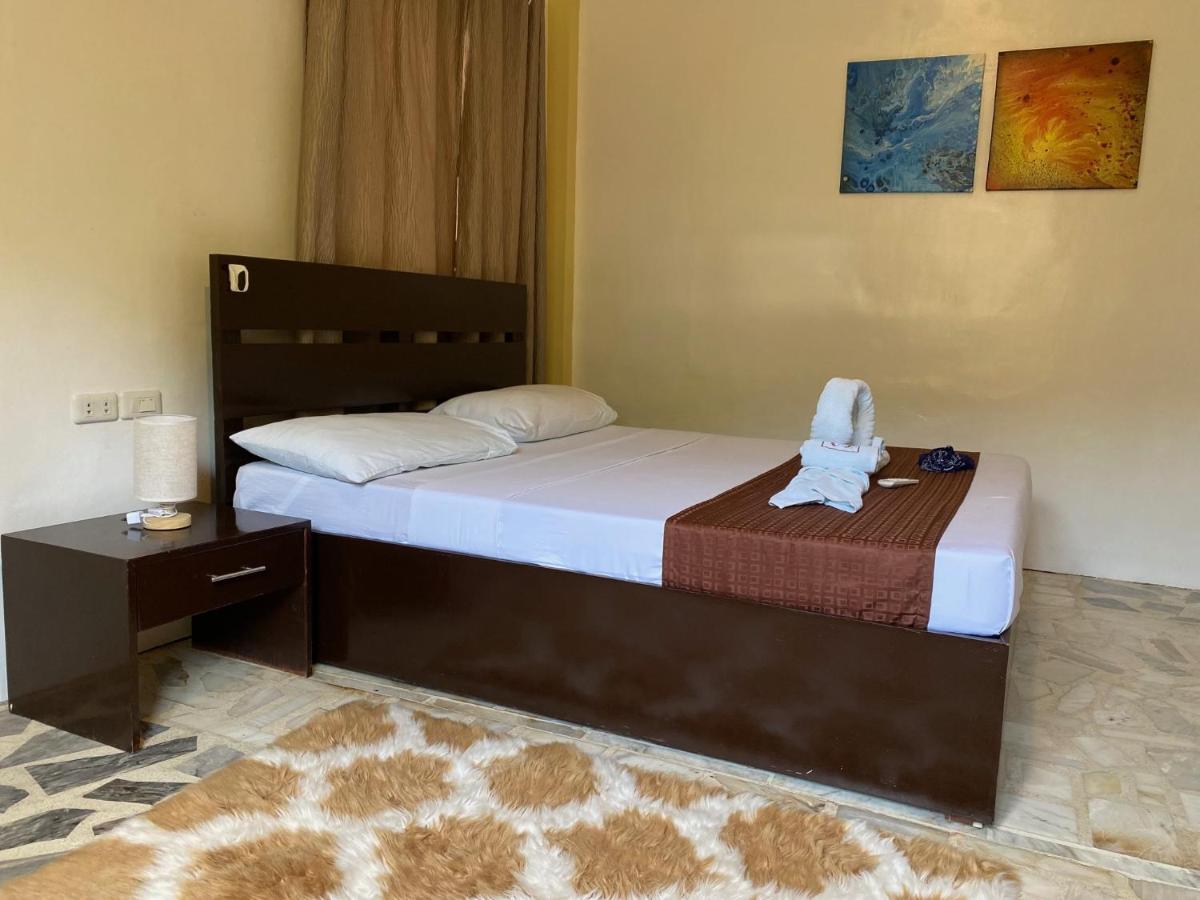 Papa Freds Beach Resort Puerto Galera Kültér fotó