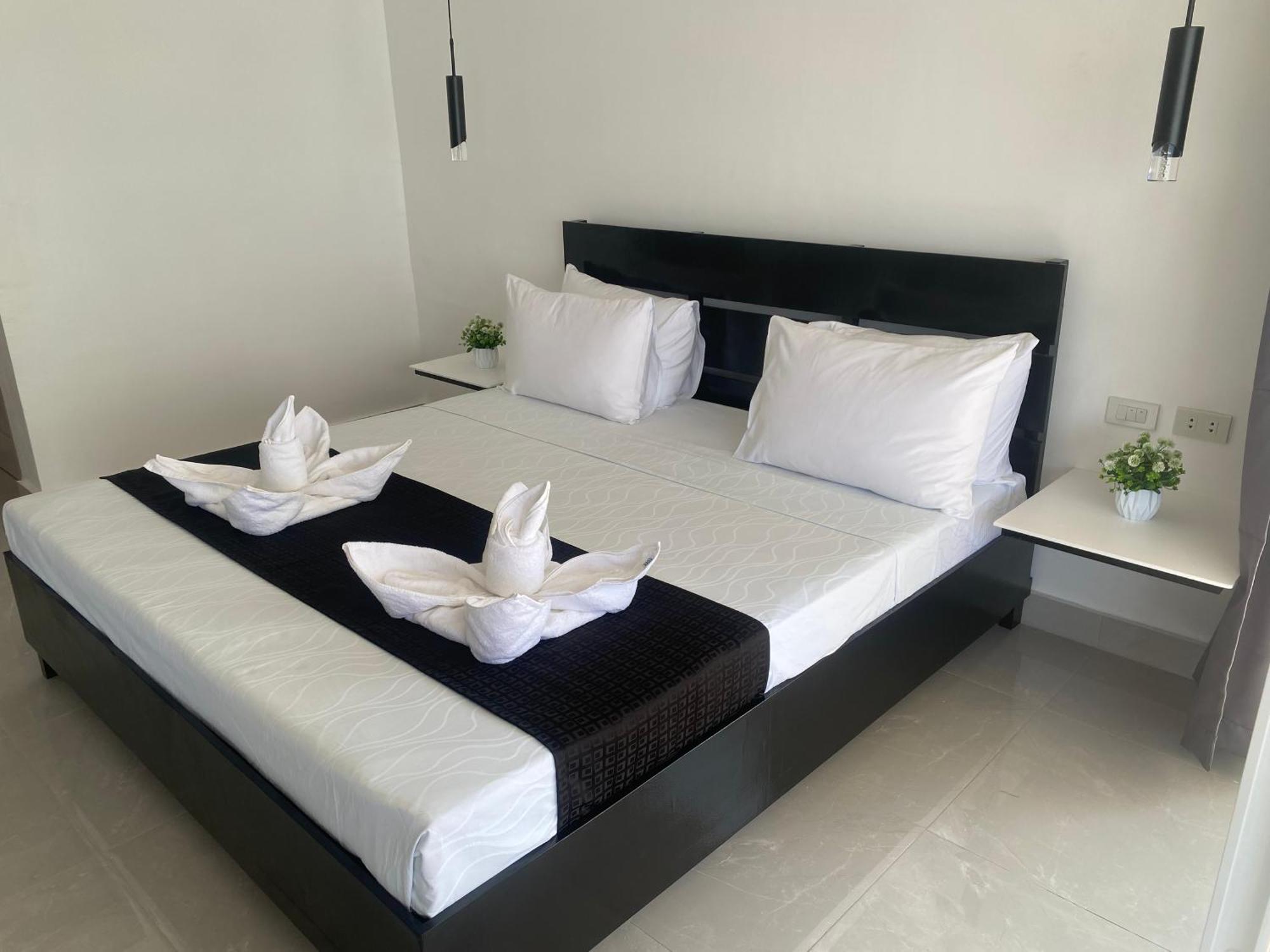Papa Freds Beach Resort Puerto Galera Kültér fotó